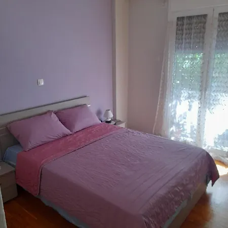 Dian Apartment *